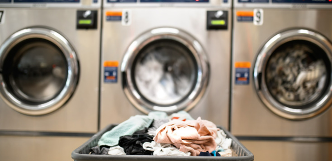 The benefits of using a laundry service for travelers